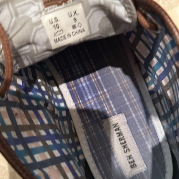 BEN SHERMAN HIGH TOP SHOES. - Picture 6 of 6